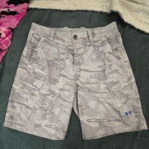 Under Armour heat gear shorts.  Grey and white.